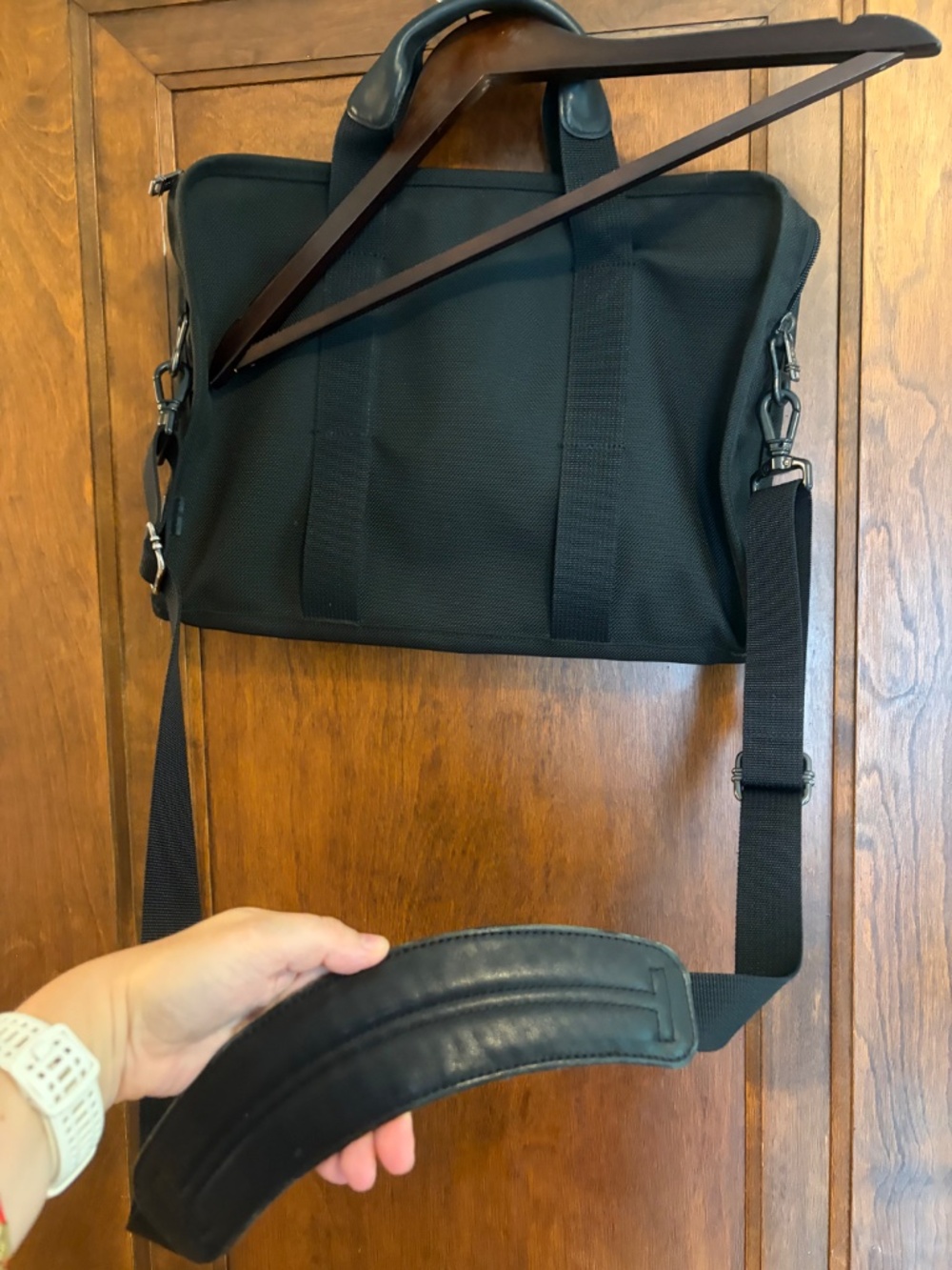 Tumi slim briefcase - Picture 3 of 7